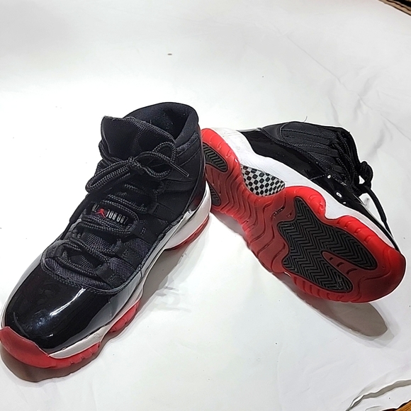 AIRJORDAN NIKE Man shoes Size 9.5 Retro 23  378037-061 1919  excellent condition - Picture 7 of 16